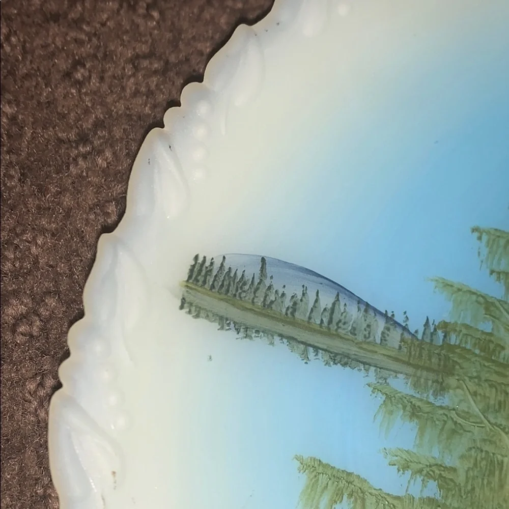 FENTON Art Glass D. Fredrick Mountain Reflections